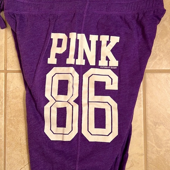 PINK Victoria Secret Jogger - Picture 2 of 4